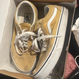 Yellow vans size 8w , 6.5 M
